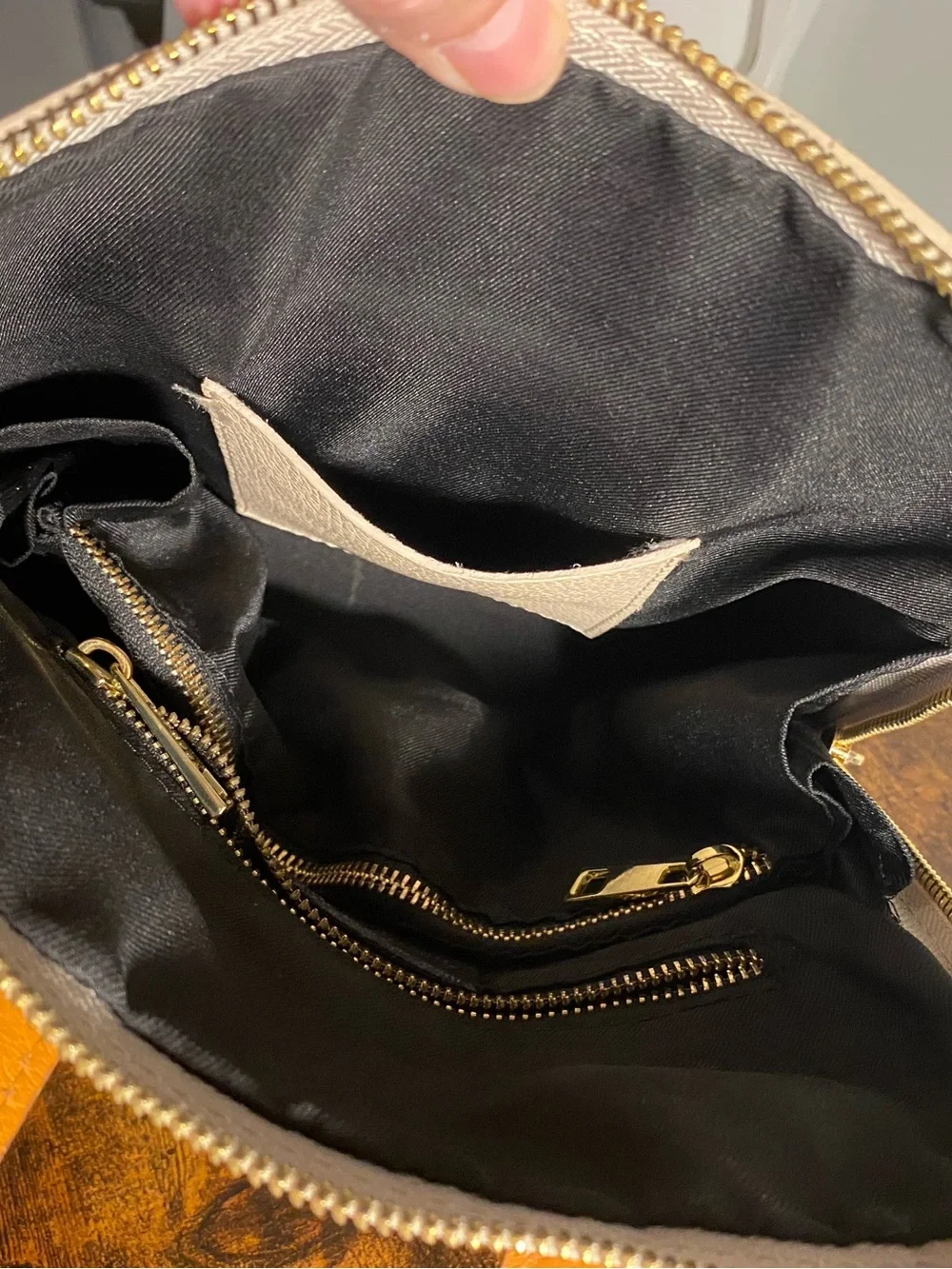 Divina Firenze Two-Tone Leather Backpack Made in Italy